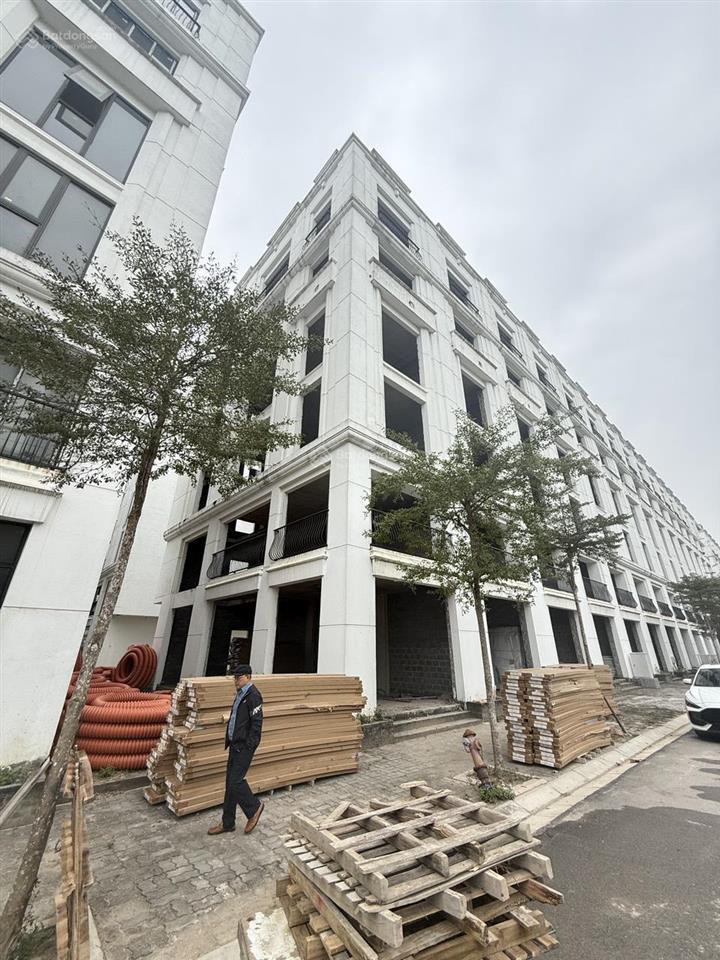 Bán shophouse đẹp tại cát tường smart city, 7,2 tỷ, 80m2, 5pn, 4wc, tiện ích đầy đủ