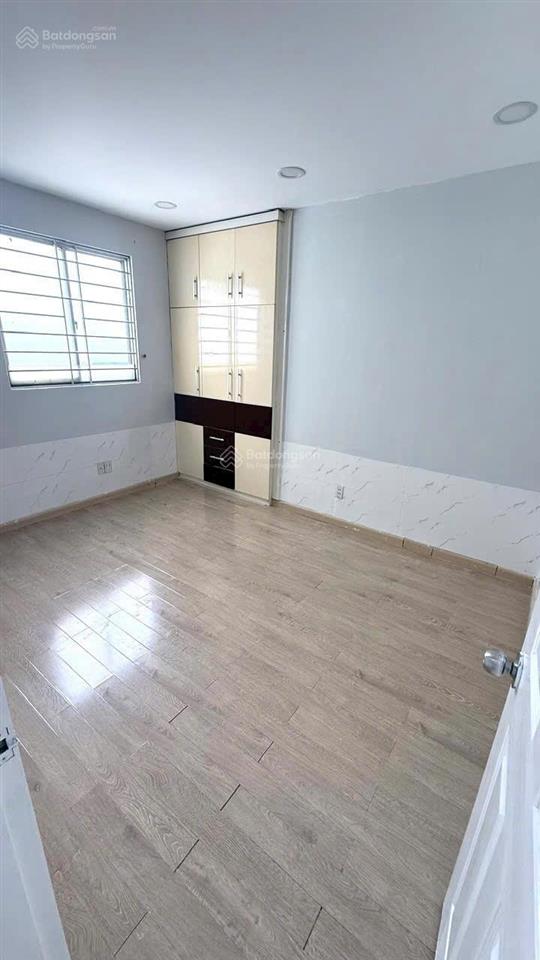 Tôi chính chủ bán căn chung cư lê thành tân tạo, căn kế góc, tặng nhiều nội thất