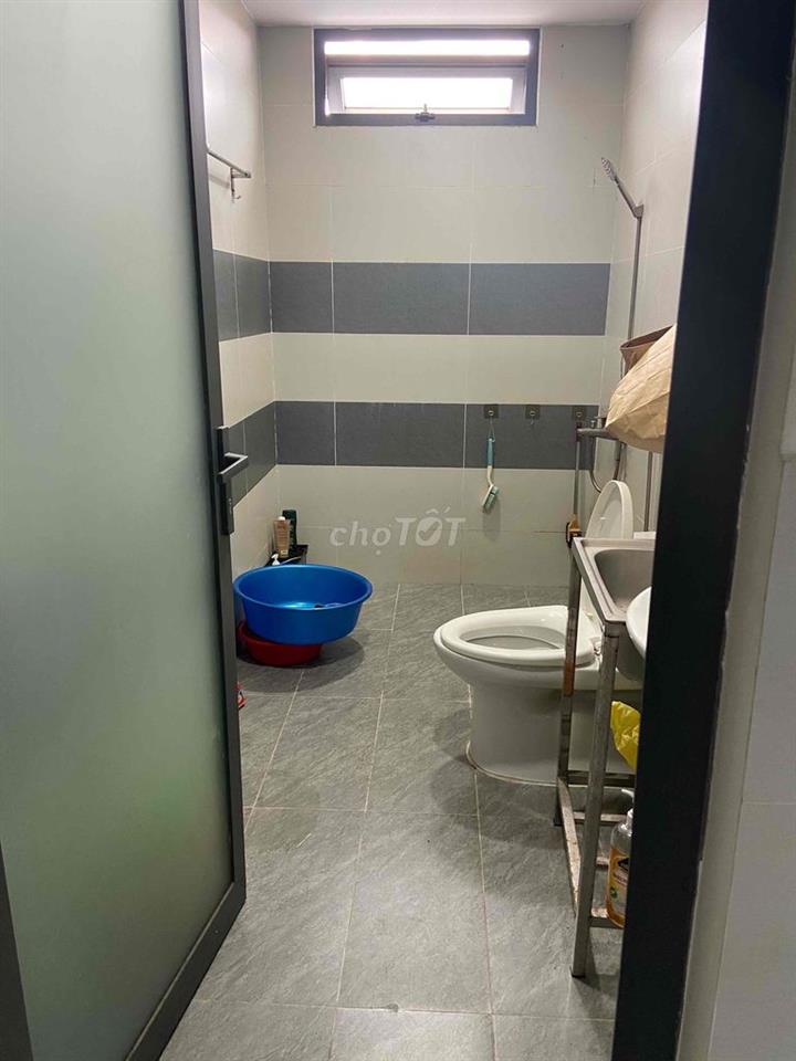 Phòng Lê Văn Việt, máy lạnh, ban công, cửa sổ, wc riêng, nội thất,