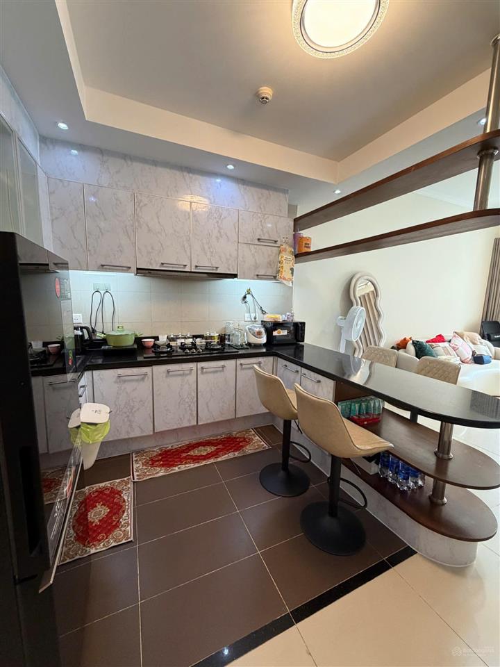 Tôi chính chủ cần bán gấp 2 pn, nội thất cực đẹp nhà mới, có sổ, 9 tỷ.  tôi 0931 300 ***