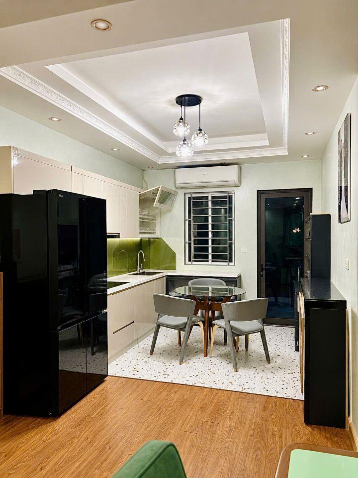BÁN CHUNG CƯ HỌC VIỆN HẬU CẦN 84 MÉT, 2 NGỦ, 2 VS , GIÁ 3.9 TỶ