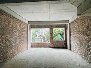 Chịu thiệt 3 tỷ, bán gấp 100m2 shophouse khu vạn tuế xây 4 tầng, 17 tỷ cho ai ở