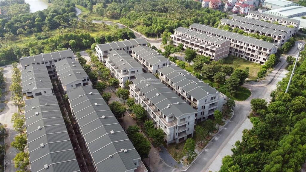 Tôi chính chủ muốn bán nhanh liền kề vạn tuế ecopark 80m2 gần clubhouse