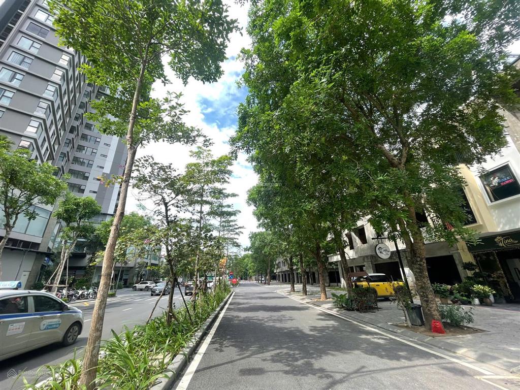 Tôi chính chủ muốn bán nhanh liền kề vạn tuế ecopark 80m2 gần clubhouse