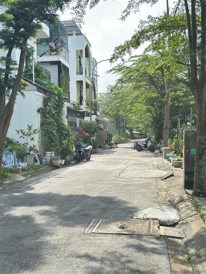 Nhà bè chỉ nhỉnh 3ty có 80m2 hẻm nhựa 7m qua phm đai học rmit khoản 10phut