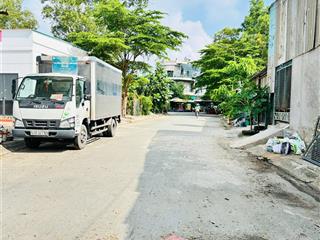 Nhà bè chỉ nhỉnh 3ty có 80m2 hẻm nhựa 7m qua phm đai học rmit khoản 10phut