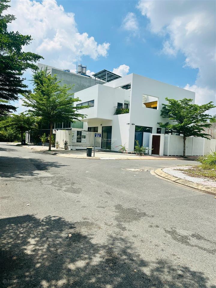 Lô rẽ nhất khu saigon south phước kiển nhà bè 6,2 tỷ cho 80m²