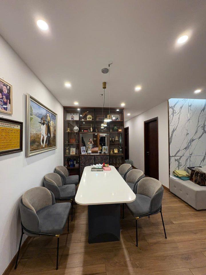 Bán căn 83m² gồm 2pn 2wc cc 6th element. tầng trung cao, sẵn sổ đỏ 8,5 tỷ
