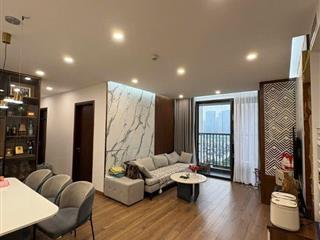 Bán căn 83m² gồm 2pn 2wc cc 6th element. tầng trung cao, sẵn sổ đỏ 9,3 tỷ