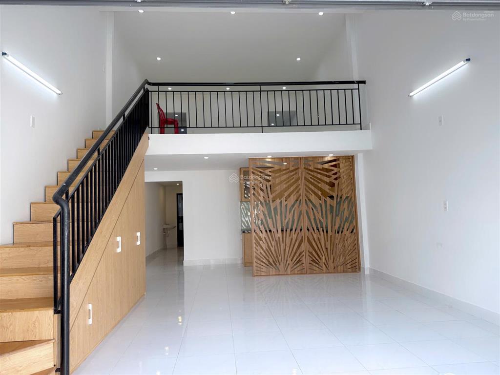 Bán nhà ngay trung tâm thanh khê, bên hông bến xe  giá tốt chỉ nhỉnh 4,x tỷ