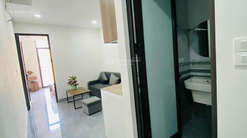 Cho thuê ccmn 1 khách 1 ngủ full đồ có cửa sổ thoáng, ô tô đậu cửa ngõ 634 kim giang mới xây giá rẻ