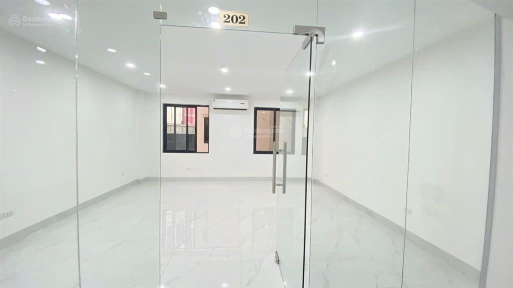 Cho thuê sàn văn phòng mặt phố trần bình  mỹ đình. toà nhà mới xây dt 45m giá rẻ   0977 306 ***