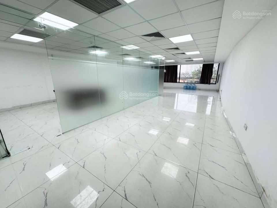 Cho thuê văn phòng mặt phố giải phóng cực đẹp diện tích 55m giá thuê chỉ 8,5 triệu 0977 306 ***