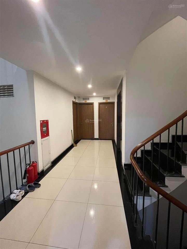 Cho thuê chung cư mini ngõ 259 yên hoà bếp riêng biệt 1 ngủ 1 bếp giá 5,9 triệu 0977 306 ***