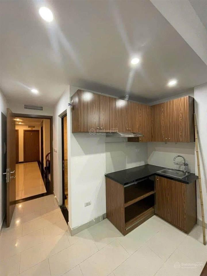 Cho thuê chung cư mini ngõ 259 yên hoà bếp riêng biệt 1 ngủ 1 bếp giá 5,9 triệu 0977 306 ***