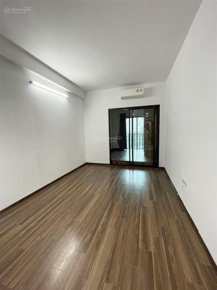 Cho thuê chung cư mini 1 khách 1 ngủ nội thất cơ bản ngõ 259 yên hoà cầu giấy 0977 306 ***