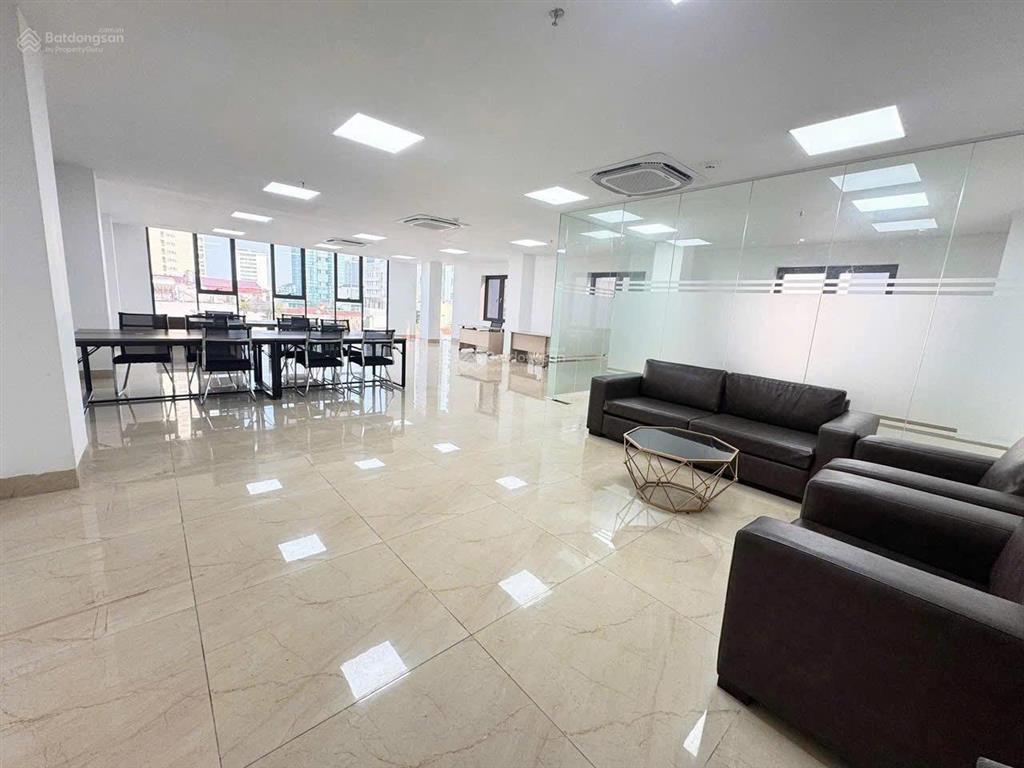 Cho thuê văn phòng 150m giá thuê chỉ 26 triệu/th hoàng quốc việt, cầu giấy giá rẻ,  0977 306 ***