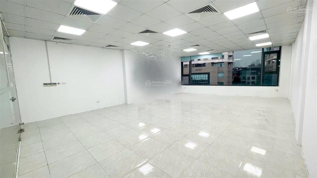 Cho thuê văn phòng ngõ 106 hoàng quốc việt cầu giấy diện tích 150m2 giá thuê 26 triệu 0977 306 ***