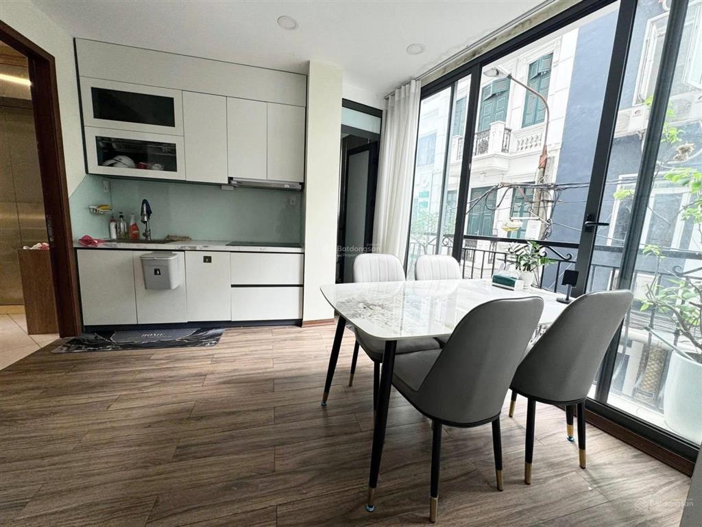 Cho thuê chung cư 2 ngủ 1 khách full đồ phố vạn phúc ba đình giá 10 triệu full nội thất 0977 306 ***