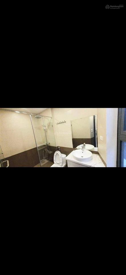 Cho thuê chung cư 2 ngủ 1 khách full đồ phố vạn phúc ba đình giá 10 triệu full nội thất 0977 306 ***