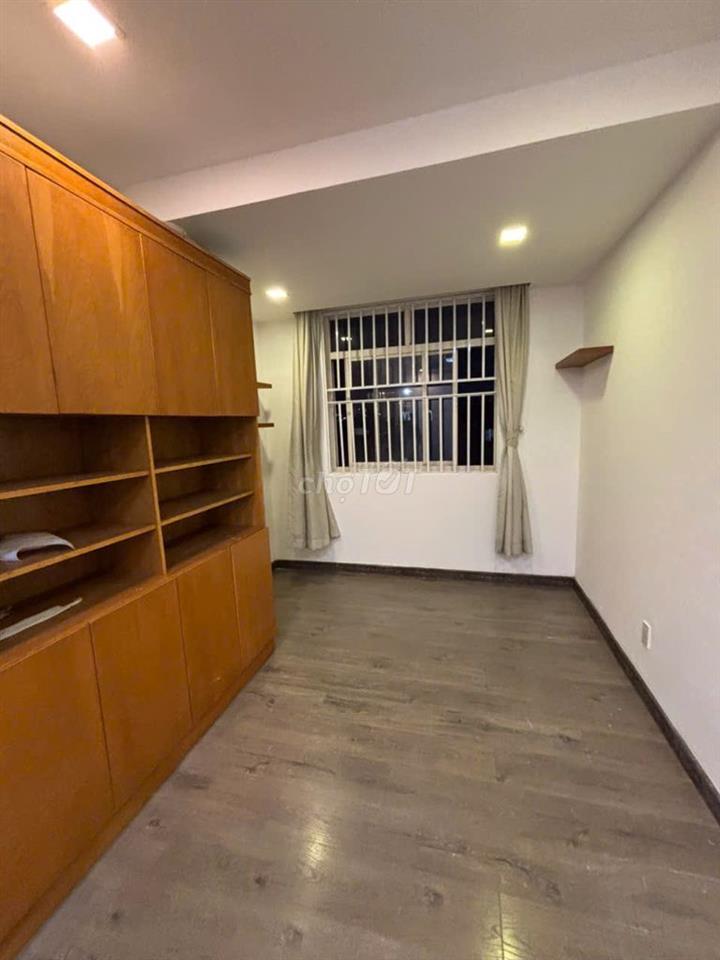 Bán căn hộ Screc Tower - quận 3 - 92m2/2PN giá 5.6 tỷ - sổ hồng