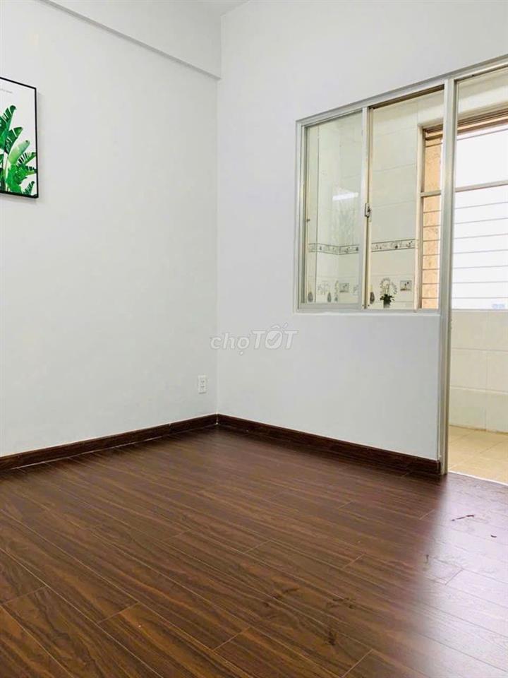 Bán căn hộ chung cư Ngô Gia Tự - 2PN giá từ 3.5- 4.05 tỷ - sổ hồng