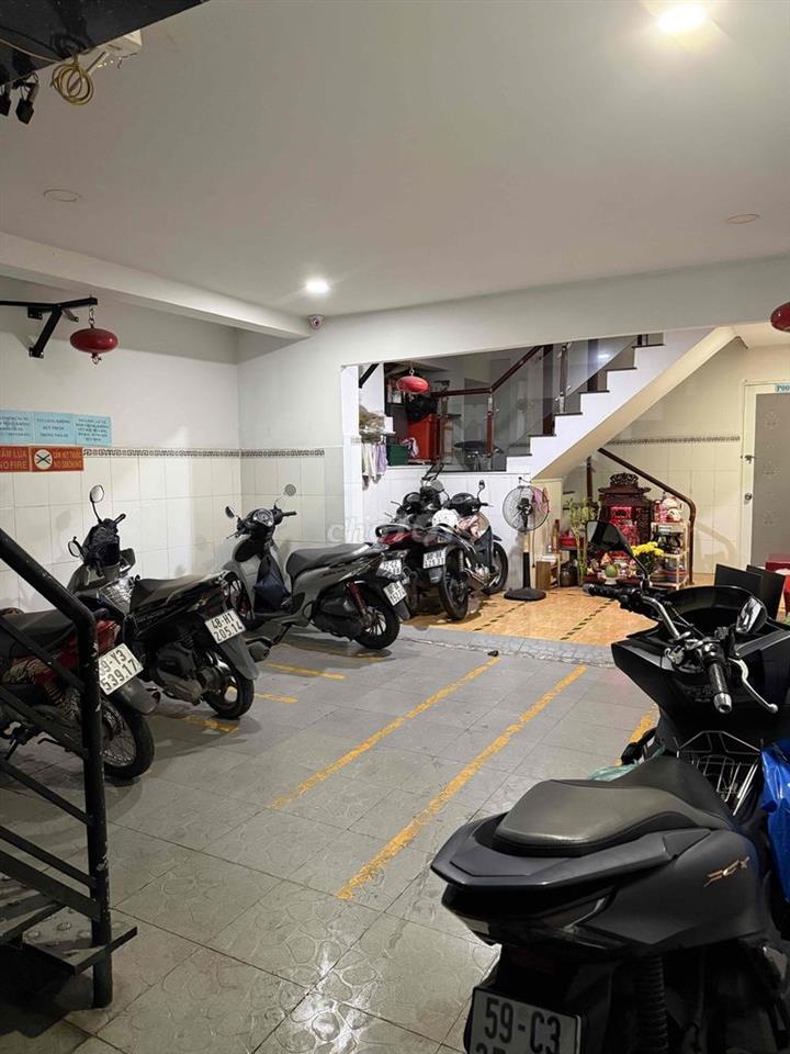 Phòng 25m2 đầy đủ nội thất Khánh Hội Q.4