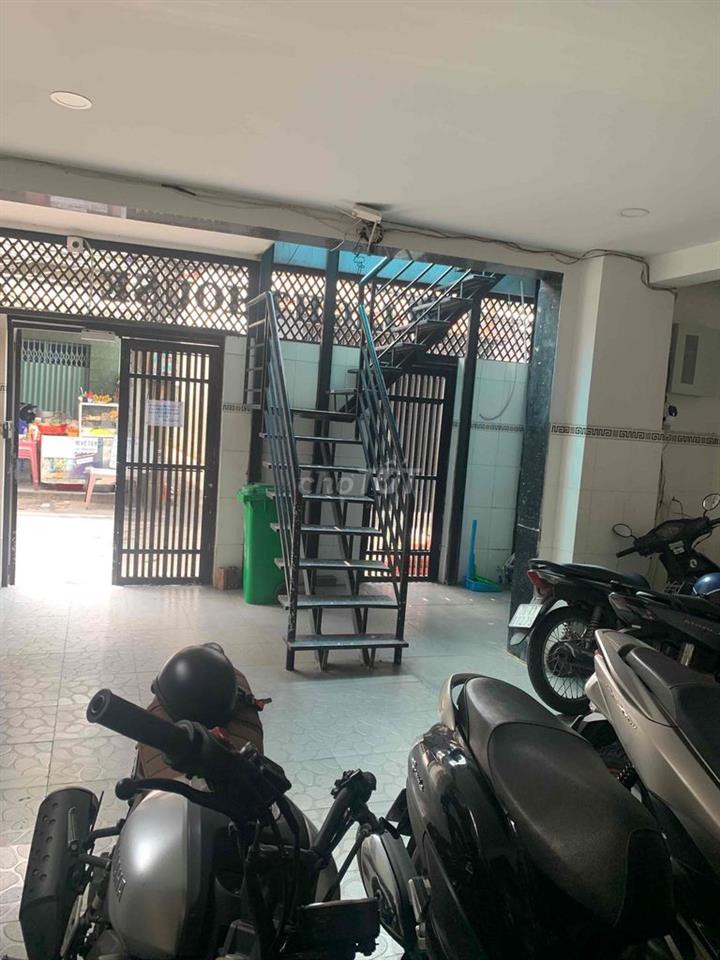 Phòng 25m2 đầy đủ nội thất Khánh Hội Q.4