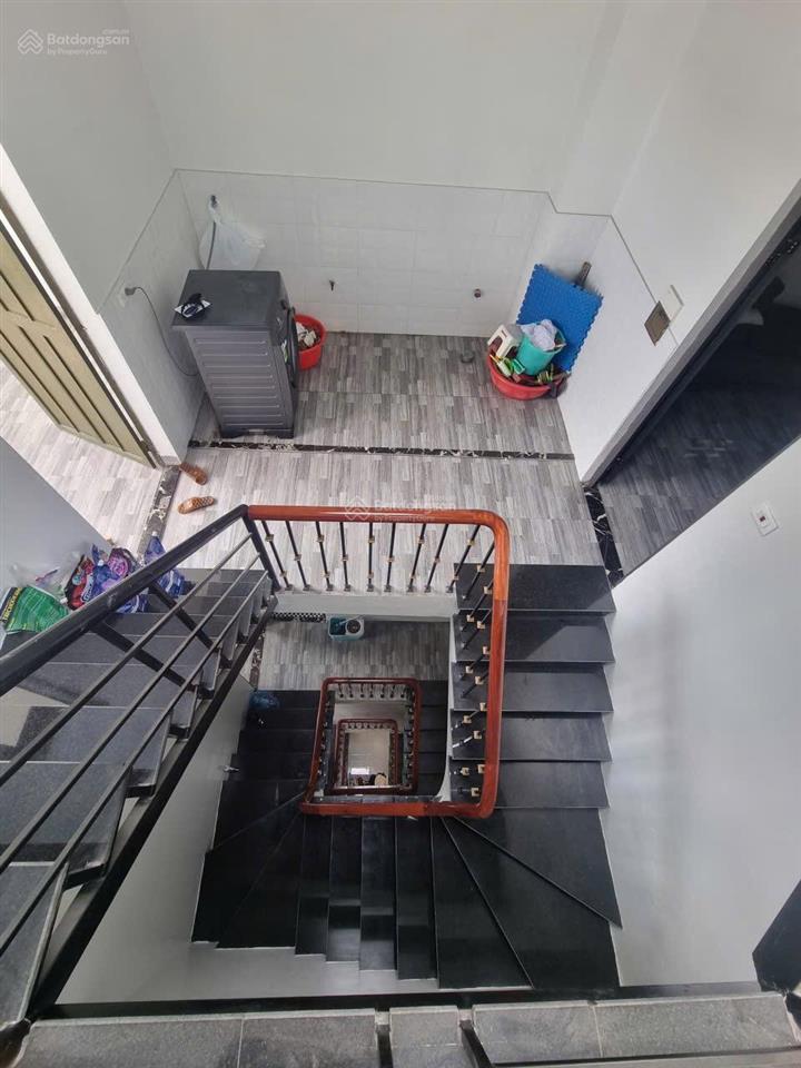 Tôi chính chủ cần bán nhà ngõ 467/184 lĩnh nam vĩnh hưng diện tích 52m² 4 tầng