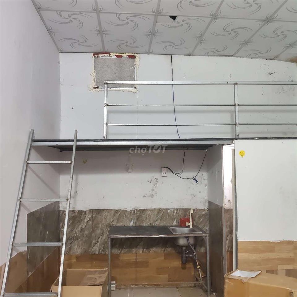 cho thuê phòng gần bến xe , FPT , dự phạm duy tân