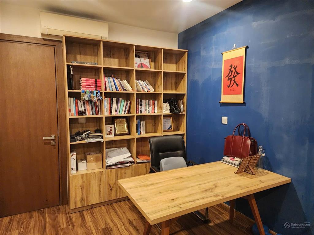 Cần bán nhanh căn hộ siêu đẹp 3pn, 135m2 tại the golden palm lê văn lương