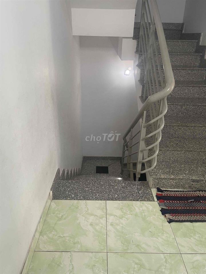 Cho thuê phòng 30m2 Âu Cơ Tân Bình