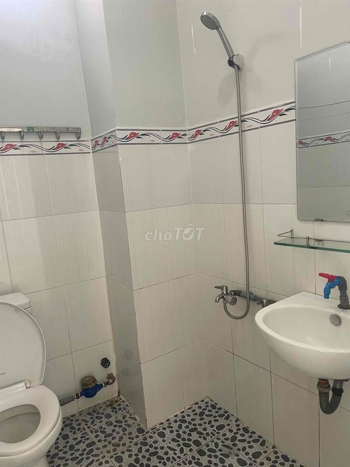 Cho thuê phòng 30m2 Âu Cơ Tân Bình