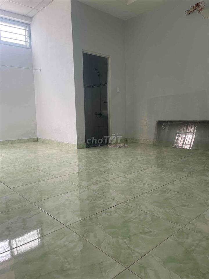 Cho thuê phòng 30m2 Âu Cơ Tân Bình
