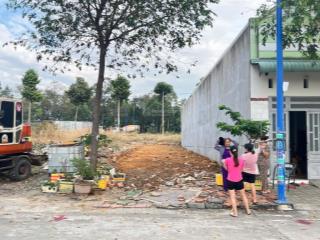 Chính chủ cần bán nhanh 150m2 full thổ cư, dân cư đông đúc, đường 16m