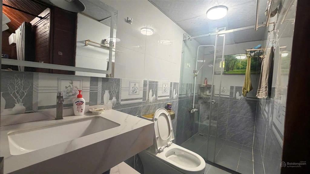 Cần tiền bán gấp nhà vườn gỗ 200m2 thổ cư tặng 1700m2 đất giá tốt chỉ 13 tỷ