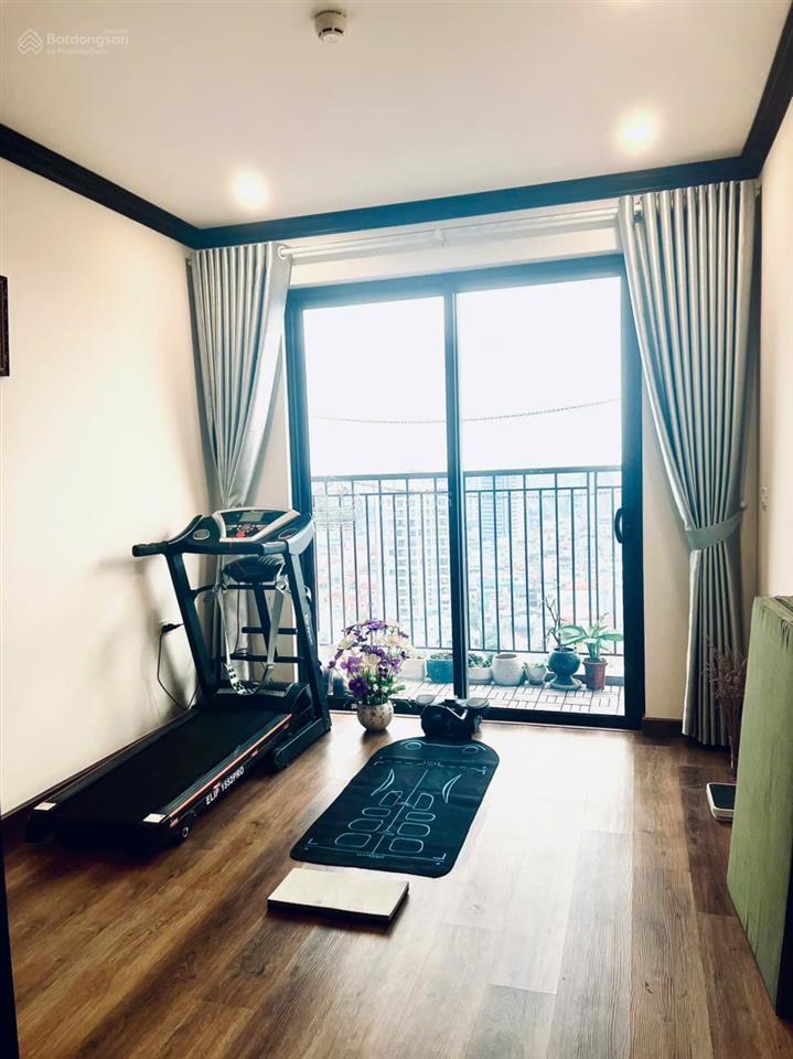 Chính chủ bán căn góc 113.2m berriver n04 full nội thất, tầng cao, ban công view sân bay gia lâm