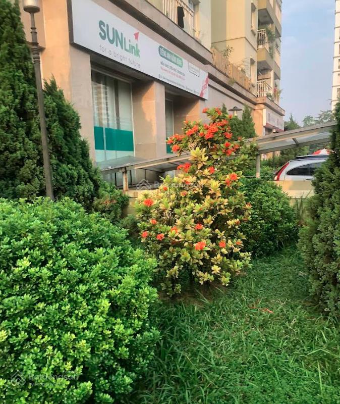 Cho thuê shophouse chân đế tòa sunrise building 3a mặt đường nguyễn lam, 60m2 riêng biệt