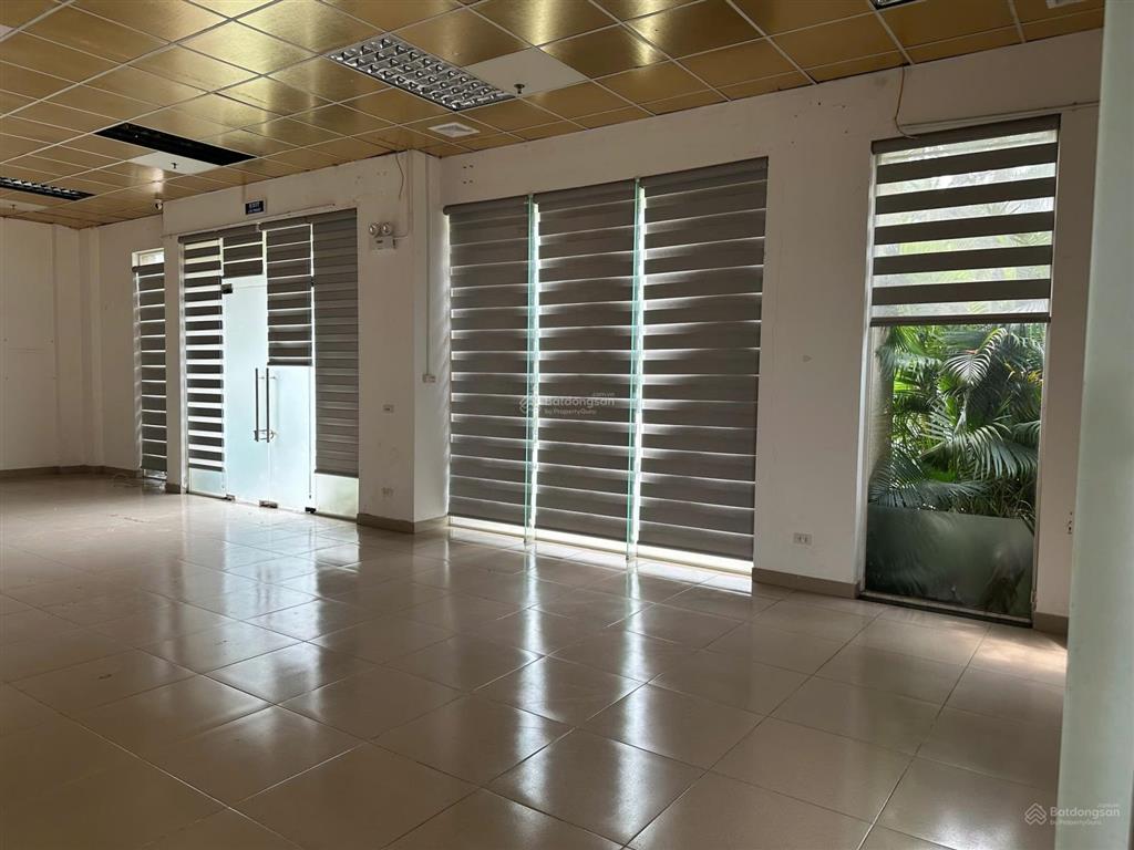 Cho thuê mặt bằng tầng 1 toà nhà sunrise building 3, phúc lợi (long biên cũ) diện tích 92m2