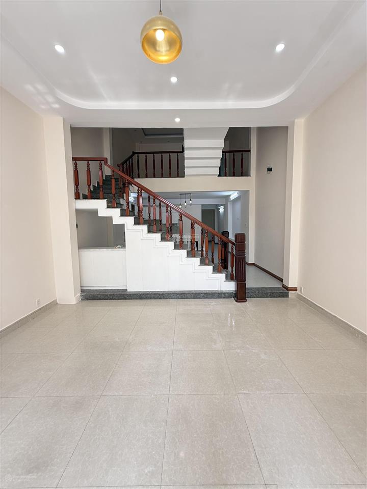 Bán nhà 3 tầng dương văn nga đường 10m5 nại hiên đông sơn trà