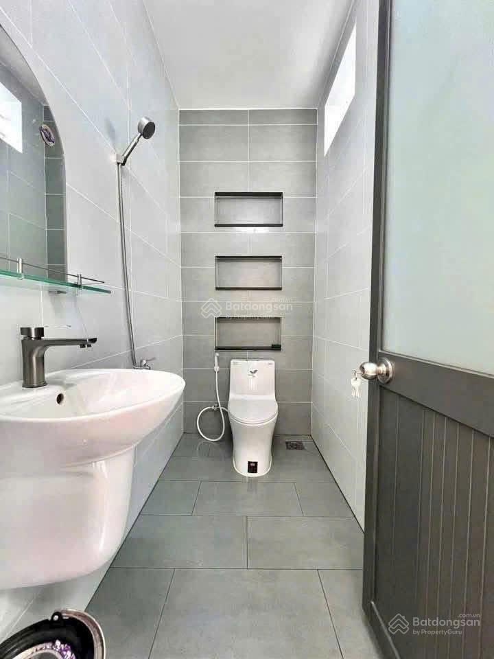 Bán nhà riêng tại hương lộ 15, 1,35 tỷ, 81m2, 2pn + 1 wc/pt