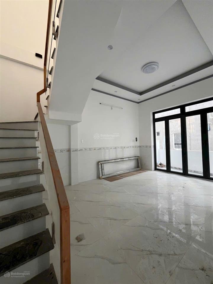 Giảm giá mạnh bán gấp căn nhà lầu giá rẻ sát kdl bửu long, biên hoà, tp. đồng nai