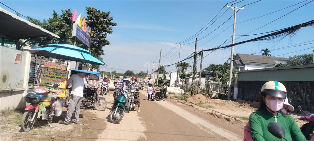 Bán nhà riêng tại hương lộ 15, 1,35 tỷ, 81m2, 2pn + 1 wc/pt