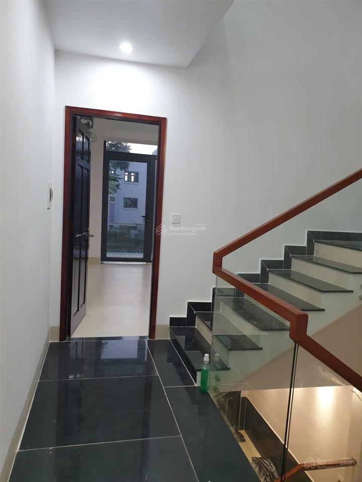 Căn nhà chính chủ đường 14m, khu đồng bộ dân đông