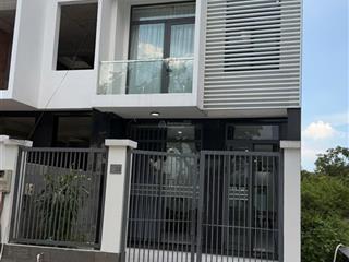 Nhà liền kề khu đồng bộ full nội thất nhà mới