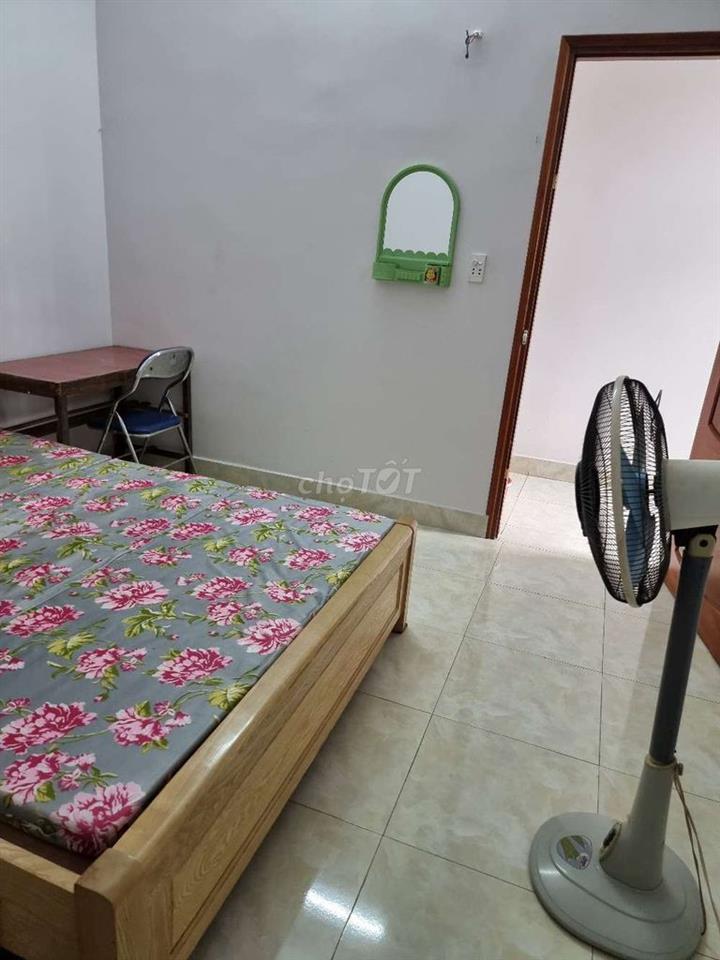 cho thuê phòng trọ khu ngã 3 huês,bến xe,bao điện,nước,Internet 