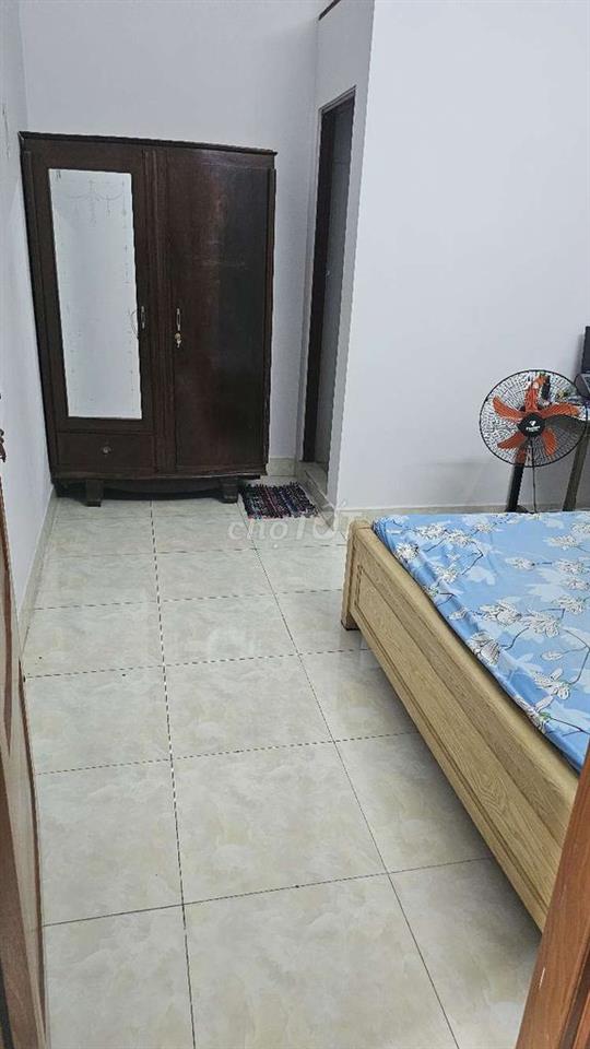 cho thuê phòng trọ khu ngã 3 huês,bến xe,bao điện,nước,Internet 