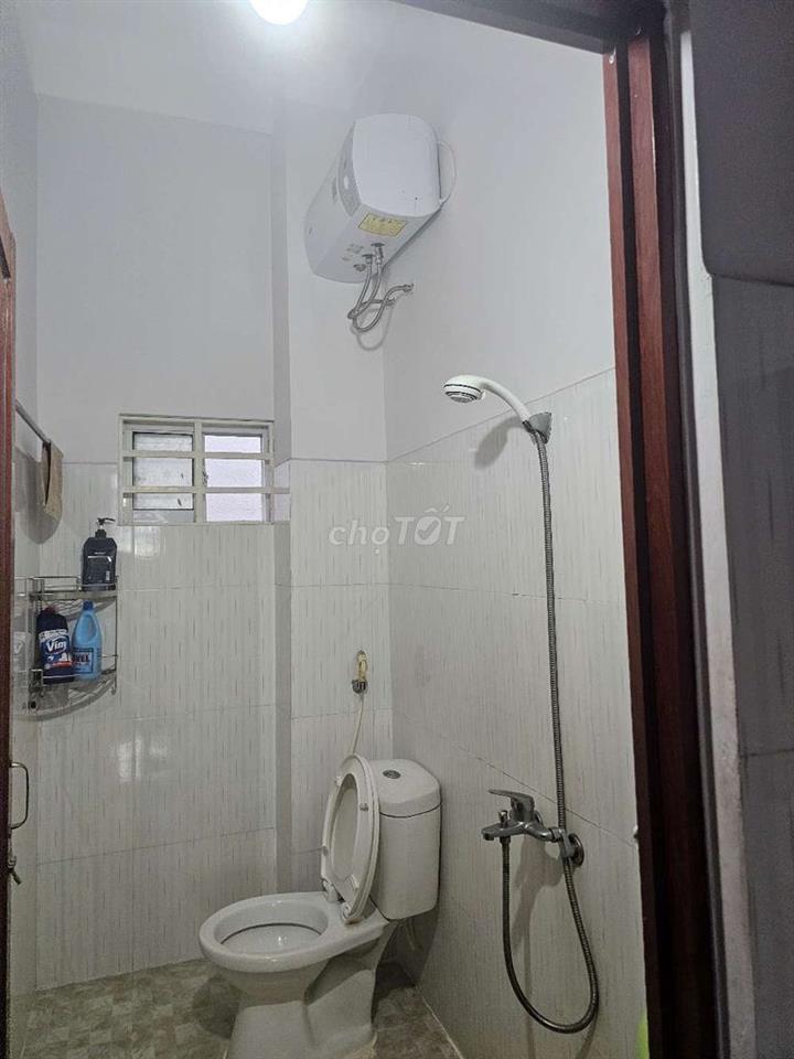 cho thuê phòng trọ khu ngã 3 huês,bến xe,bao điện,nước,Internet 