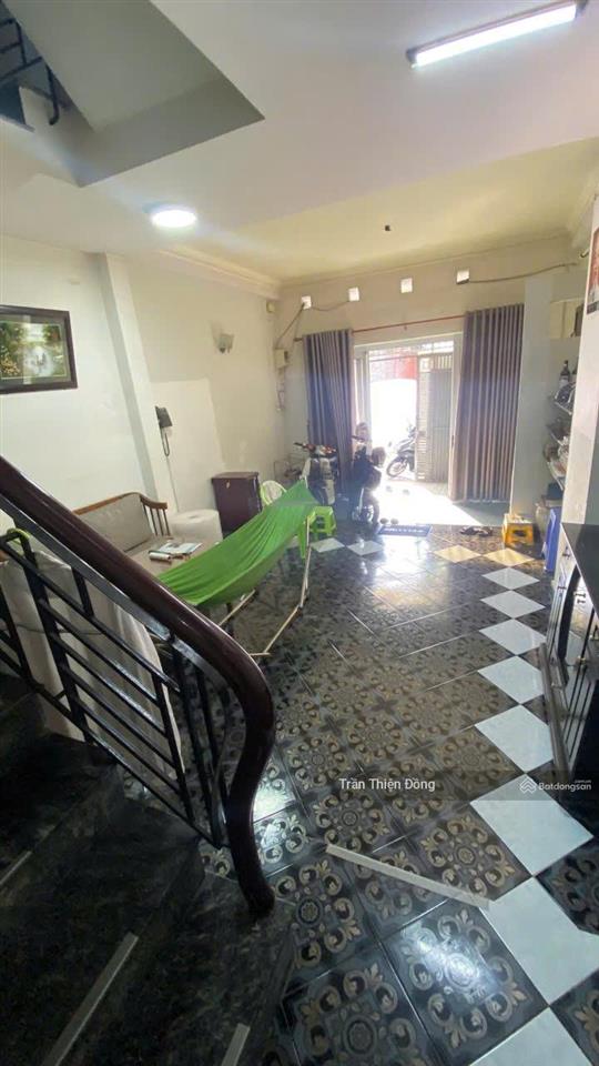 Cách mt hoàng hoa thám vài bước chân 3 tầng 4x14 cn=53.1m2, p6, q bình thạnh chỉ 10,5 tỷ 0913 620 ***