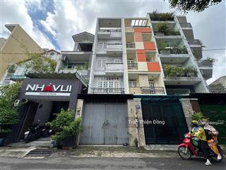 Gấp bán hxh hoàng diệu, p10  phú nhuận  5 tầng, 4x16 cn=65,4 m2 chỉ 19 tỷ.  0913 620 ***